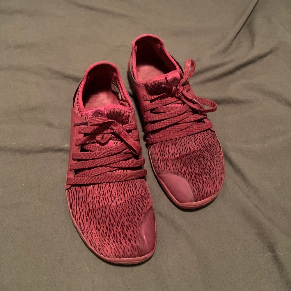 Vivo barefoot Kanna Women’s in burgundy